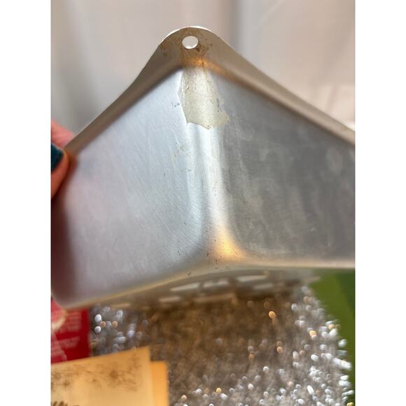 Wilton Holiday House Cake Pan Gingerbread House 1980s Christmas/Valentines Day - Picture 3 of 7